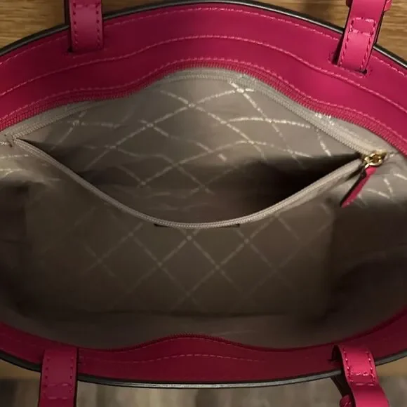 Michael Kors Red and Cream Tote Bag - Picture 5 of 5